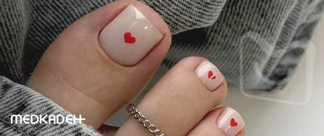 طراحی ناخن پا